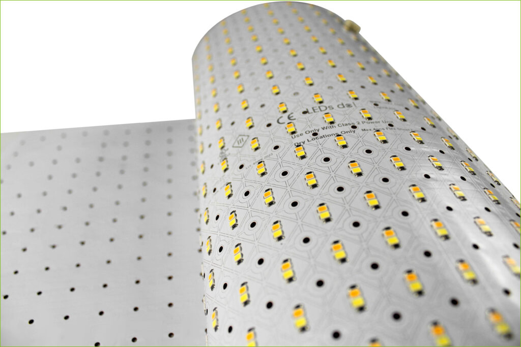 Detailfoto von einem Light Wave Modul mit sichtbarer Flächen-Verteilung der LED-Ioden. 